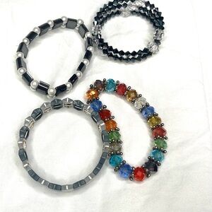 Lot of 4 Vintage Costume Jewelry Bracelets Elastic One Size Fashion Jewelry Y2K